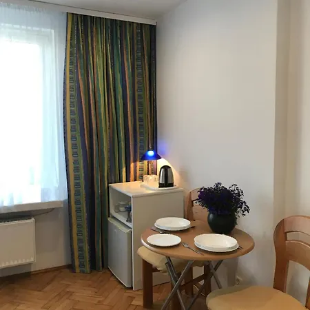 Проживание в семье Musical Устка