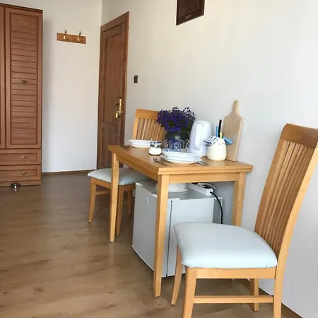 Проживание в семье Musical *